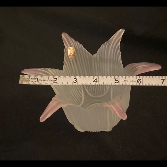 Frosted Pink Tulip Candle Holder-Partylite - Picture 4 of 4